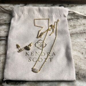 Kendra Scott Grayson Gold Necklace and Earring Set
